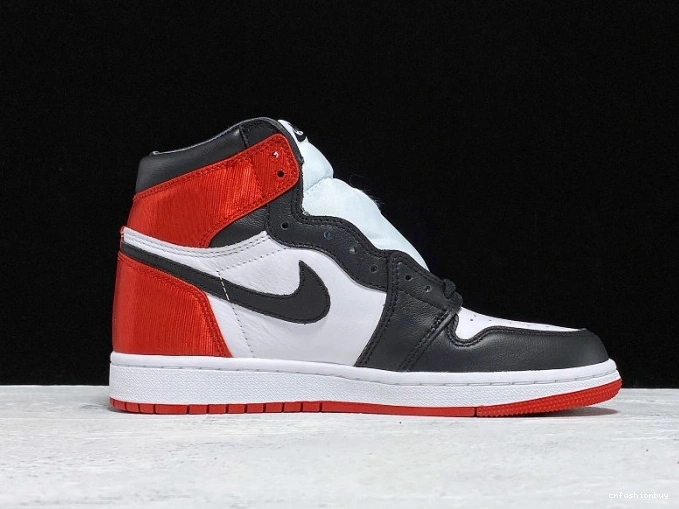 CD0461-016 1 Retro Air Jordan Toe High Satin Black 0822